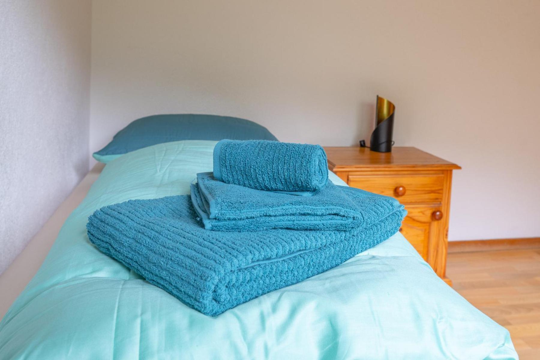 Chrona Bed & Breakfast Jenaz Номер фото